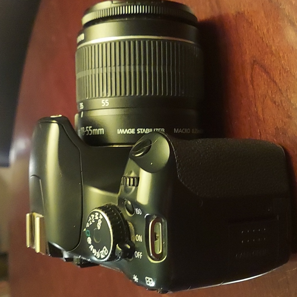 Canon Black Digital Camera - Picture 3 of 4